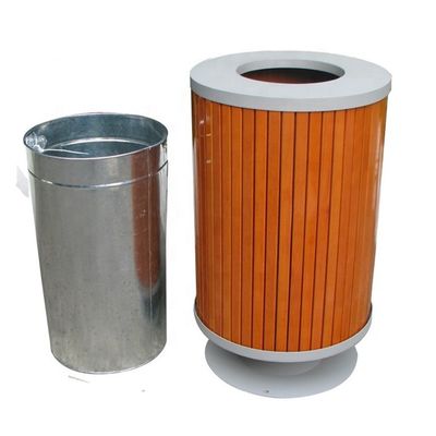 Round Outdoor Trash Cans , Mild Steel Solid Wood Trash Bin With Galvanized Liner
