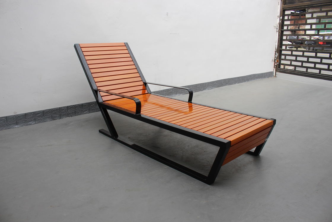 Custom Wooden Beach Lounge Chairs , Outdoor Swimming Pool Chair